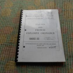 livre ITALIAN AND FRENCH  EXPLOSIVE ORDNANCE  1953