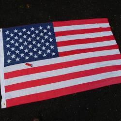 U.S.A. : DRAPEAU EN COTON 50 ETOILES - PARFAIT ETAT