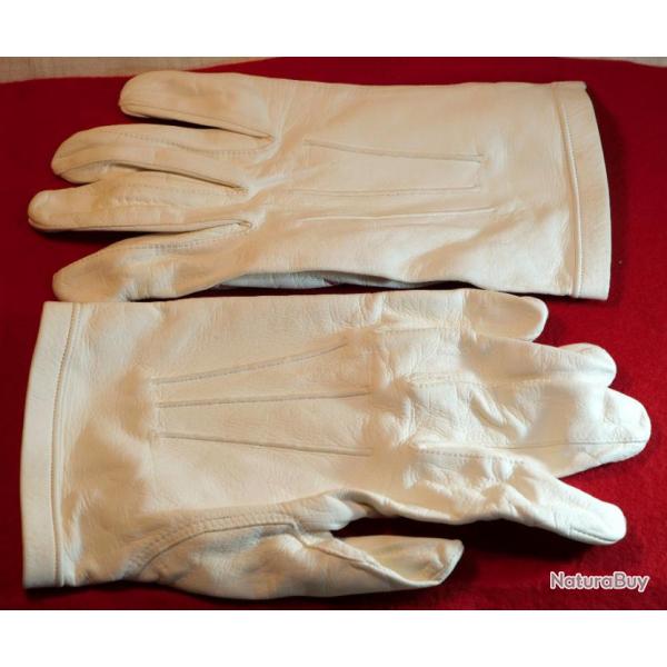 ARME FRANAISE  Paire gants blancs en cuir fin officier suprieur LBV24GAN001