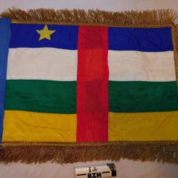 REPUBLIQUE CENTRAFICAINE : DRAPEAU FANION VOITURE DIPLOMATIQUE