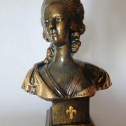 Buste de la Reine Marie Antoinette sur socle