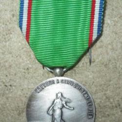 Médaille "Oeuvre Humanitaire France-Algérie-Tunisie"