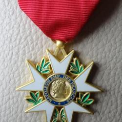 Médaille Légion d'Honneur de Napoléon 1er type Repro*