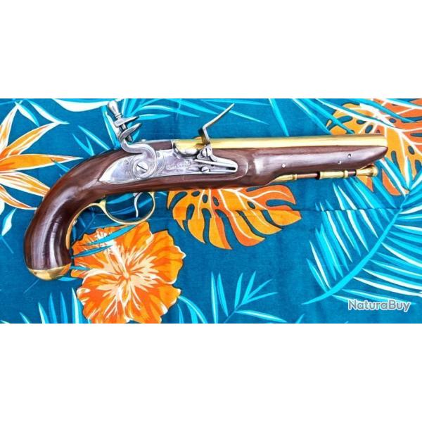 pistolet  silex  canon en bronze. (20) PAYEMENT EN 3X MAXIMUN(livraison par Happy post 15)