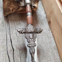 Épée  , épées de décoration avec présentoir en bois 84 cm ep5071