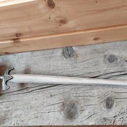 Épée  , épées de décoration avec présentoir en bois 84 cm ep10071