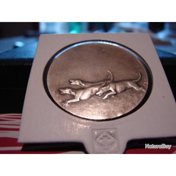 Magnifique Mdaille socit central canine de l'est, Etat Neuf