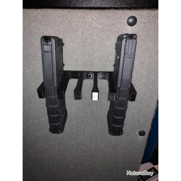 Support / rack de rangement noir pour 5 chargeurs AR 15 / M 4 / M 16