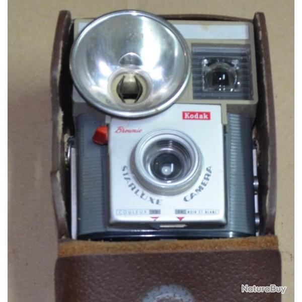 Appareil Photo starluxe Kodak avec etui 22 TP