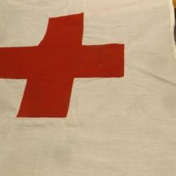drapeau croix rouge format 70x70