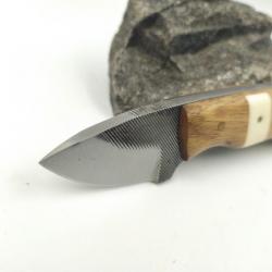 Couteau Fabrication Artisanale A partir d'une Lime Acier Manche Os /Bois Etui Cuir SM0021071N