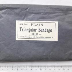 GB239808a Triangular bandage