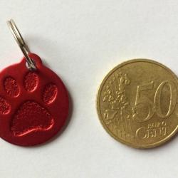 MEDAILLE Gravée chien moyen rouge 25 mm "patte" en relief alu personnalisation offerte