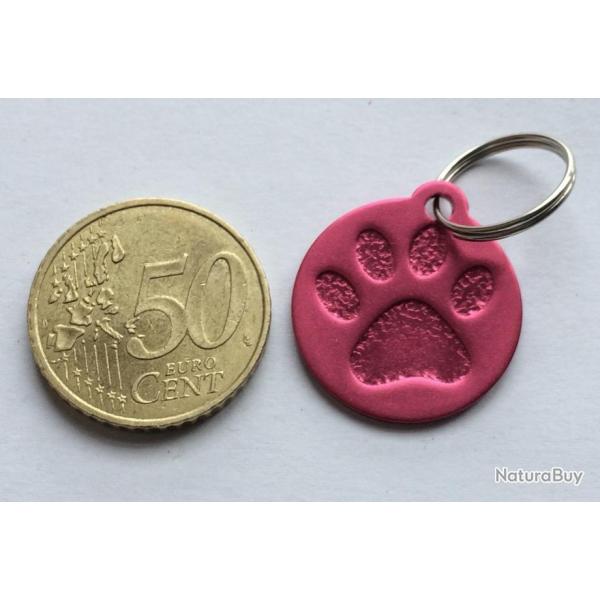 MEDAILLE Grave chien moyen rose fonc 25 mm "patte" en relief alu personnalisation offerte
