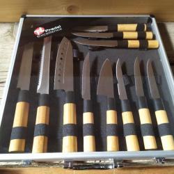 PRADEL EXCELLENCE THIERS VALISE 5 COUTEAUX / 6 STEAKS MANCHE BAMBOU n