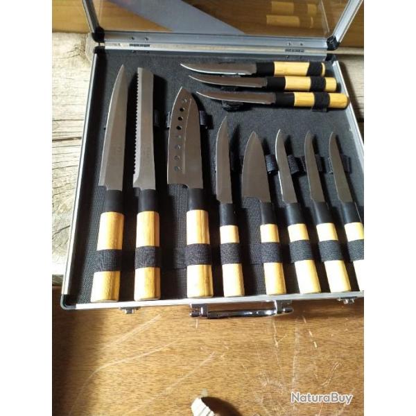 PRADEL EXCELLENCE THIERS VALISE 5 COUTEAUX / 6 STEAKS MANCHE BAMBOU 1n