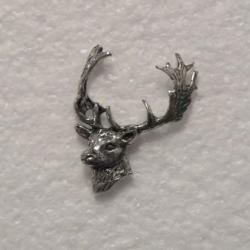 Broche Pin's d'un Daim chasse chasse 40 X 30 mm