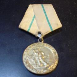 Belle médaille soviétique pour la défense d'Odessa.