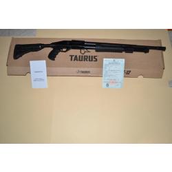 fusil  à pompe Taurus modèle ST12    NEUF   mis à prix 1€ sans prix de réserve..