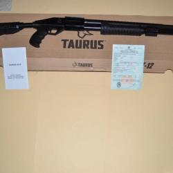 fusil  à pompe Taurus modèle ST12    NEUF   mis à prix 1€ sans prix de réserve..