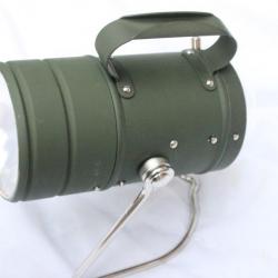 Robuste lampe-lanterne de l'Armée de Terre Allemande (1980-1990)