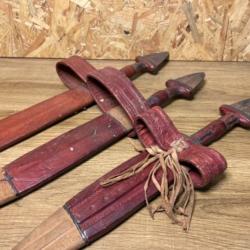 Telek toubou, série de 3 épées courtes touareg, dagues à bracelet ancienne
