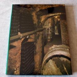 Livre : Les vins de France et d' ailleurs - Gastronomie du Monde Entier