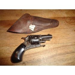 Rare revolver Puppy Cal .230 "Manufacture Française d'Armes de St Etienne" avec son étui