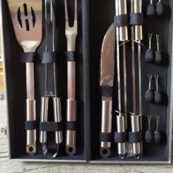 PRADEL EXCELLENCE THIERS VALISE METAL BARBECUE 16 PIECES 1w