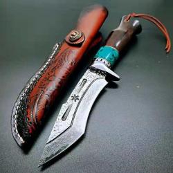 Magnifique Couteau de chasse en acier damas VG10 (Inoxydable - tranchant rasoir)