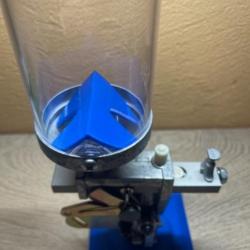 Déflecteur bleu pour doseuse à poudre dillon XL 650, XL 750, XL 1050, RL 1100