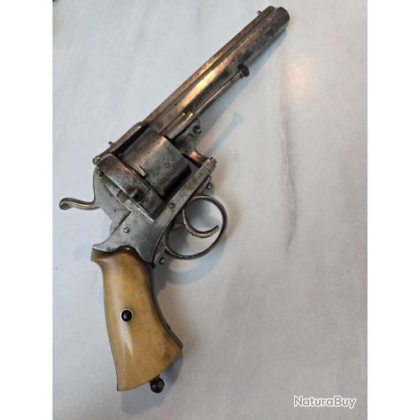 Grand revolver a broche belgique  gros calibre bon etat