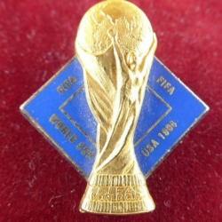 JOLI PINS FIFA FOOTBALL 1994 COUPE DU MONDE