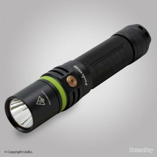 Lampe Fenix UC30 1000 Lumens rechargeable 13 x 2,5 cm cable micro USB