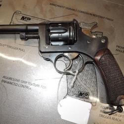 Revolver 1892 Réglementaire de la MAS daté 1901 en 8mm92