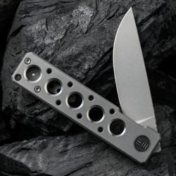 Couteau We Knife Co Ltd Miscreant 3.0 Gray Lame Acier CPM 20CV Manche Titane IKBS Framelock WE2101A