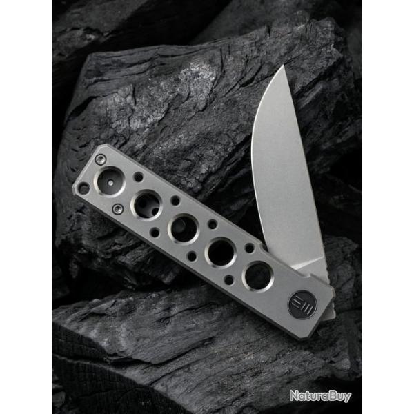 Couteau We Knife Co Ltd Miscreant 3.0 Gray Lame Acier CPM 20CV Manche Titane IKBS Framelock WE2101A