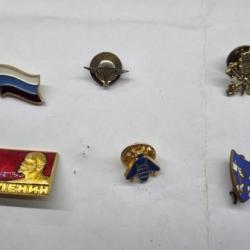 LOT DE 6 PINS / BROCHES