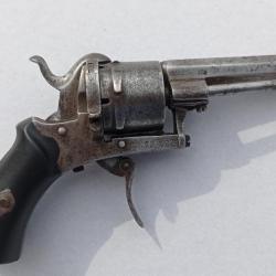Joli petit revolver système Lefaucheux calibre 5mm à broche