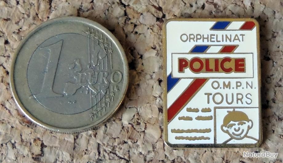 https://one.nbstatic.fr/uploaded/20210715/8169317/00001_Pin-s-POLICE---ORPHEOPOLICE-OMPN-Orphelinat-Carte-de-Police-TOURS--37----emaille-a-froid-epoxy.jpg