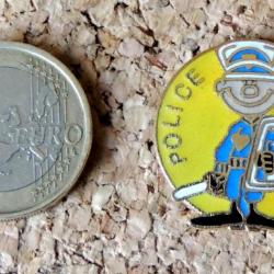 Pin's POLICE - IPA (International Police Association) 76 Seine Maritime - EMAIL - fabricant ACSEL