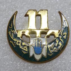 A53) insigne militaire ( sans prix de réserve ) 11ème régiment tirailleurs algériens