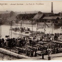 CPA - CHERBOURG - L'Arsenal Maritime - Le Poste des Torpilleurs N°1210
