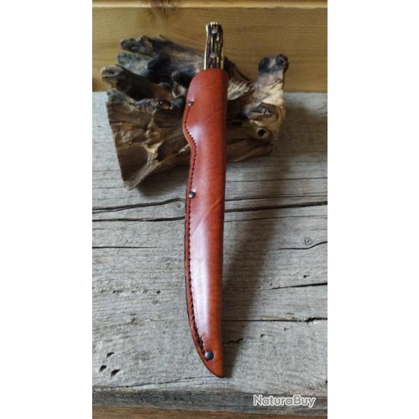 Couteau Filet ONCLE HENRY Manche en cerf Delrin  avec Etui en Cuir 1