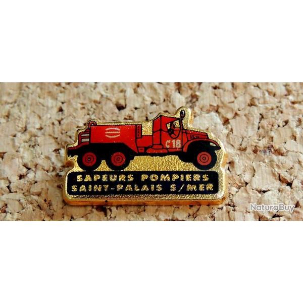 Pin's SAPEURS POMPIERS - Camion GMC des SP de SAINT PALAIS SUR MER 17 - verni poxy - fabricant SMAS