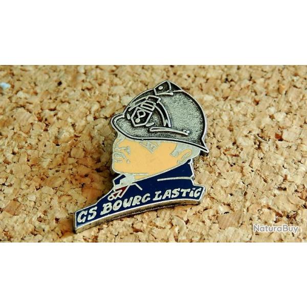 Pin's SAPEURS POMPIERS - SP de BOURG LASTIC 63 - maill  froid poxy - fabricant BERAUDY