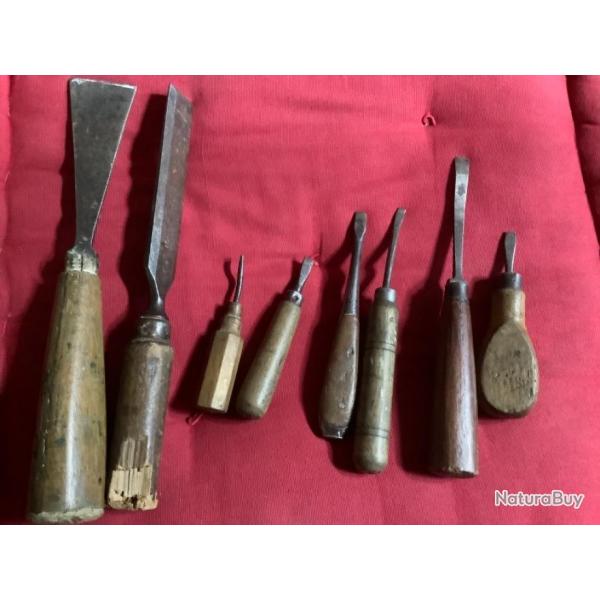 Lot de huit anciens outils d'armurier, pas de prix de rserve