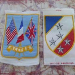 2 ECUSSONS TISSU  LIBERATION FRANCE ET 1ERE ARMEE STRASBOURG