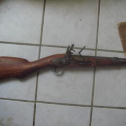pistolet 1860 longueur 56 cm à silex, trés bon état
