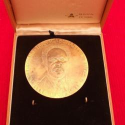 médaille bronze inauguration booué franceville decembre 1986 transgabonais libreville franceville